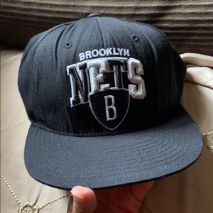 Brooklyn nets snap back from Mitchell and ness